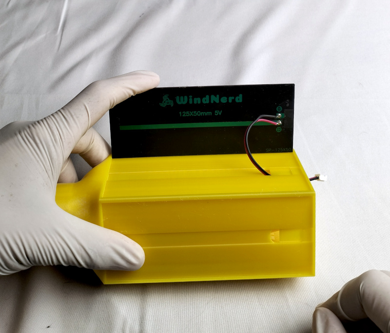 How to position solar cell wire